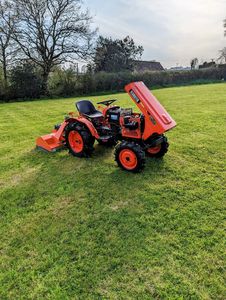 El mejor multifuncional para tractor sobre orugas de 120HP con caja de cambios y rodamiento 4WD Gear Drive disponible para suministro de Alemania - Product Image 5