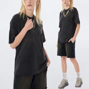 Ensemble de vêtements d'extérieur d'été décontractés pour hommes, t-shirt à manches courtes et short avec jogging, motif sérigraphié - Product Image 6
