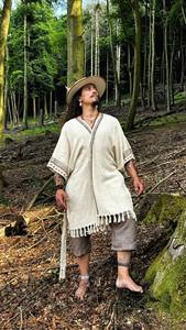 Handloom Khadi Kimono en velours côtelé Chauffe-thé Boho en coton naturel terreux avec impression en blocs Élégant et écologique - Product Image 2