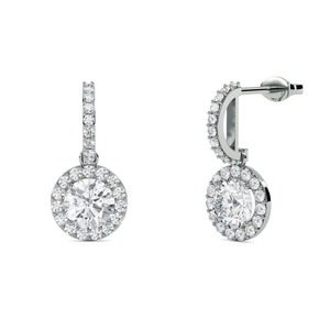 Pendientes de Diamante con Corte Redondo Elegante y Refinado, con un Solo Halo, 0.60 Ct, Diamante Cultivado en Laboratorio, en Platino, para Regalo de Boda o Aniversario - Product Image 1