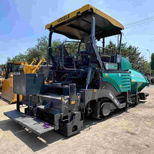 Gran oferta de pavimentadoras de asfalto con motor Hino de 0,5 toneladas con sistema totalmente hidráulico y rodamiento para construcción de carreteras - Product Image 6