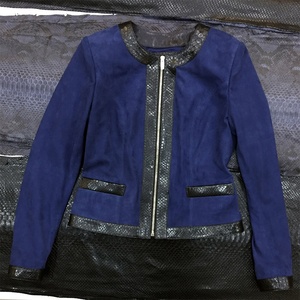 Veste en daim bleu pour femmes, veste en cuir Python noir en relief - Product Image 2