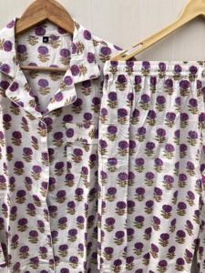 Conjunto de pijama indio con estampado a mano, ropa de dormir, traje para fiesta, conjunto de pijama floral hecho a mano, regalo de Navidad para ella - Product Image 2