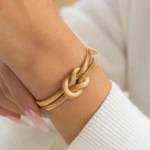 Bracelet à maillons en chaîne avec nœuds plaqués or Jeulia - Style géométrique vintage tendance - Product Image 4