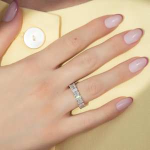 แหวนเพชรมอยส์ซอไนต์ตัดประกาย4x6มม. | เงินสเตอร์ลิง18K ชุบทองแหวนแต่งงานมินิมอล - Product Image 3