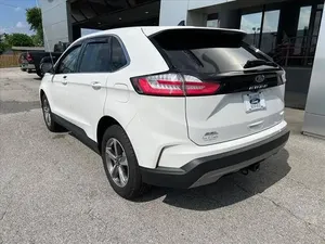 Ford Edge 2024 en parfait état - Product Image 3