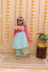 Costumes Salwar en pur coton à la mode à la mode avec style traditionnel Dupatta pour les fêtes décontractées des filles, les festivals de mariage - Product Image 5