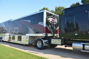 Factory Supply Luxury & Living Quarters Horse <b>Floats</b> (3+ Horse Capacity 500KG Max Payload 3145x1930x2155mm) For Sale - Product Image 6