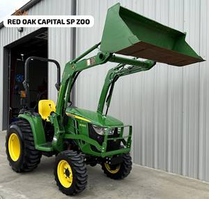 Tracteur à roues John Deere 3038E 70 CV 4x4 à transmission par engrenages avec chargeur frontal pour usage agricole et utilitaire - Product Image 6