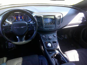 Chrysler 200 2015 en perfecto estado - Product Image 3