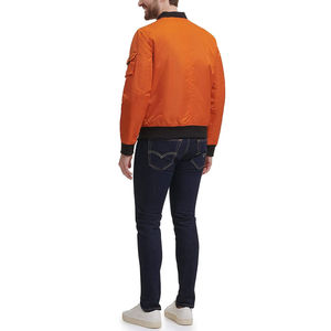 แจ็คเก็ตบอมเบอร์ผู้ชายเสื้อโค้ทแฟชั่นมีซิปน้ำหนักเบาลำลอง - Product Image 2