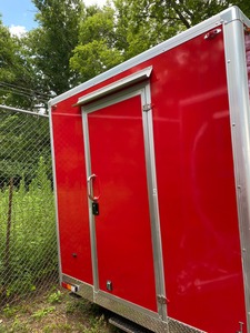 รถพ่วงขายอาหารอลูมิเนียมสีแดง ขนาด 7x14 ฟุต ขายดี พร้อมอุปกรณ์เสริม สำหรับขายขนม ลูกอม อาหารจานด่วน ของว่าง ไอศกรีม - Product Image 3