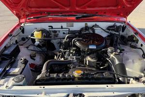 Buena Oferta para Toyota Hilux SSR 4x4 de 1993, Camioneta del Mercado Japonés, 3300 Millas, Transmisión Manual de 5 Velocidades, 4WD - Product Image 4