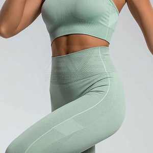 Nouvel arrivage d'entraînement sur mesure Ensemble de yoga pour femmes Meilleur prix Ensemble de yoga en matériau solide à bas quantité minimale de commande - Product Image 5