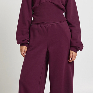 Survêtement pour femmes en gros pour les acheteurs en gros, design de haute qualité avec col en V et couleur unie, streetwear décontracté tendance pour 2026 - Product Image 3