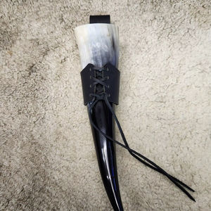 Cuerno Natural para Beber Estilo Vikingo de Alta Calidad Pulido Ecológico Diseño Animal de Cuerno de Búfalo - Product Image 1