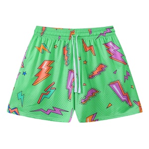 Shorts en mesh double couche de haute qualité, respirants et à séchage rapide, pour hommes et femmes, personnalisables par sublimation, pour la gym et le basketball. - Product Image 4