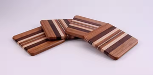 Posavasos de madera ecológicos clásicos con diseño suave y confiable de Crescent Crafts - Product Image 3