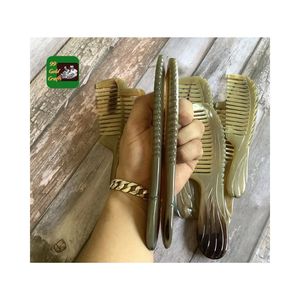 PEINE DE CUERNO DE BUEY TALLADO DE ANIMALES HECHO NATURALMENTE DE ARTESANOS DE VIETNAM PRECIO DIRECTO DE FÁBRICA AL POR MAYOR PEINE DE CUERNO DE BUEY OEM PERSONALIZADO - Product Image 2