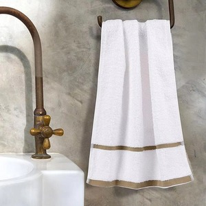 Serviette de bain épaisse de luxe pour la maison et l'hôtel, super absorbante, séchage rapide, idéale pour le bain et la douche quotidiens - Product Image 2