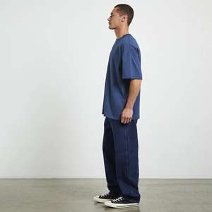 Camiseta Oversize con Estampado Gráfico, Top Moderno para Hombres, Mujeres y Adolescentes - Product Image 4