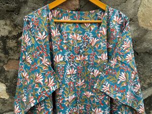 เสื้อคาฟตันสไตล์โบฮีเมียนยาวถึงพื้นทำจากผ้าฝ้ายออร์แกนิคของผู้หญิงคอลเลกชั่นบิกินี่คอลเลกชั่นฤดูร้อน - Product Image 5