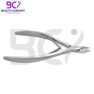 Cortacutículas Profesional de Acero Inoxidable con Punta Extra Afilada de 7mm y Hojas Curvas, Mango Liso y Duradero para el Cuidado de las Uñas - Product Image 2