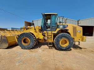 รถตักล้อยางมือสอง CAT 966H ความจุบรรทุก 6 ตัน 195 กิโลวัตต์ พร้อมเครื่องยนต์และปั๊มไฮดรอลิก TCM ขาย - Product Image 4