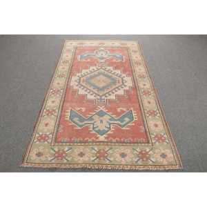 พรมตุรกีขนาด 4.1x6.8 ฟุต ลายสัตว์สีแดงวินเทจ ทำจากขนสัตว์ - Product Image 1