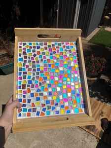 Plateau moderne en bois de noyer pouf avec poignées plateau de service pour la décoration de salon idée cadeau pour la maison - Product Image 3