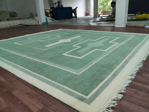 พรมทอแบบถักลายเรขาคณิตสีเขียวทำด้วยมือพรมถักแบบถักทอผืนใหญ่พรมปูพื้นแบบทันสมัยปรับขนาดได้ตามต้องการ | การตกแต่งพื้นลายชนเผ่า - Product Image 3