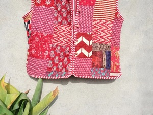 Handmade Women's Indian Cotton Vintage Kantha Quilted Jacket Assorted Patchwork <b>Coat</b> with Hippie Style Breathable - Product Image 3