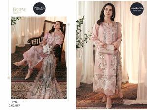 Vente en gros de salwar kameez pakistanais modernes, exquisement brodés, tissus de qualité supérieure, artisans qualifiés de Surat, été et hiver - Product Image 2