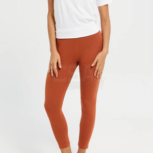 Leggings élégants pour femmes avec ceinture élastique, design confortable pour la maison et l'extérieur, leggings de yoga - Product Image 4