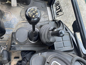 Vente chaude 2018 JCB 4CX15 chargeuse-pelleteuse EPA moteur haute capacité de charge roulement et boîte de vitesses livraison rapide dans le monde entier - Product Image 3