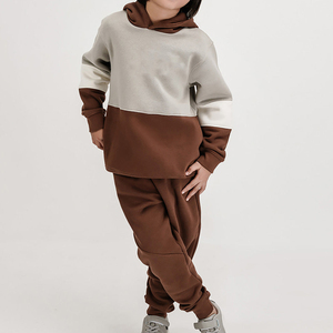 Survêtements enfants entièrement personnalisés vêtements décontractés top tendance préfet style léger enfants survêtement avec tissu durable - Product Image 3