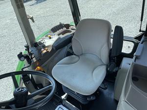 2017 John Deer 5085E con cargador y cubo de conexión rápida autonivelante, 2845 horas, 4x4, 85 HPDiesel Engine12x12TransmissionCupHolder - Product Image 3