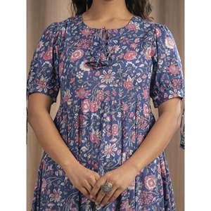 Vestido Boho de Algodón Mulmul Azul, Estampado a Mano, Cintura Imperio, Transpirable y Elegante - Product Image 2