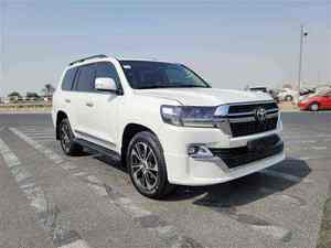 SEDÁN AUTOMÁTICO USADO BARATO 2021-2022, 7 CILINDROS, ASPIRACIÓN NATURAL, 7 VELOCIDADES, 4 PLAZAS, TRACCIÓN EN LAS CUATRO RUEDAS, ASIENTOS DE CUERO, TECHO SOLAR PANORÁMICO, EURO IV - Product Image 3