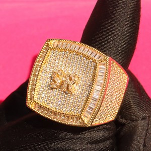 แหวนปาร์ตี้สีทอง18K ของผู้ชาย VVS Moissanite แหวนเพชรชั้นดีเครื่องประดับดีสไตล์ฮิปฮอปได้รับการรับรองคุณภาพระดับพรีเมียม - Product Image 3