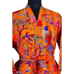 Bata de Baño Kantha con Estampado Floral Indio, 100% Algodón Puro, Estampado a Mano, Kimono de Algodón, Bata Envolvente para Mujeres y Niñas - Product Image 4