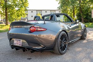สภาพดีเยี่ยม รถมือสอง ปี 2023 มาสด้า MX-5 Miata Club ชุดซูเปอร์ชาร์จเจอร์ HKS - Product Image 6