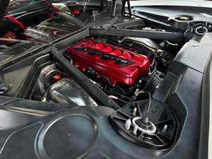 Corvette Stingray Coupé 2023 con Motor LT2 V8, Paquete de Rendimiento Z51, Mayormente sin Modificaciones - Product Image 6