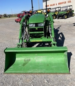 Tractores usados Johnn Deerr 3039R Compare Menos de 40 HP en venta - Product Image 6
