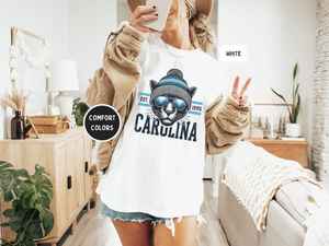 Camiseta de los Carolina Football de Comfort Colors, Ropa para el Día del Partido, Camiseta con Gráficos de los Carolina Football para Hombre y Mujer - Product Image 3