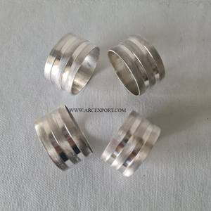 Anillo de Servilleta de Metal Dorado de Calidad Exclusiva, Diseño Elegante para Bodas, Cumpleaños, Cenas, Decoración de Mesa - Product Image 3