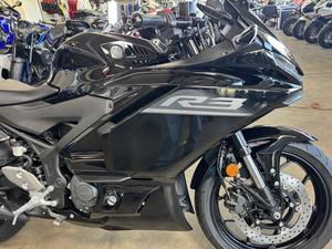 Moto YZF-R3 2026 - Product Image 4