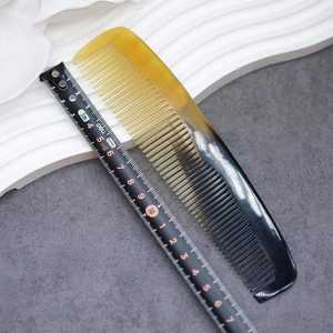 Peine de Bolsillo de Cuerno Pulido a Mano, Ligero, Portátil y Ecológico TIMELESS CRAFT TC-848, de Alta Calidad, Excelente para Todo Tipo de Cabello - Product Image 2