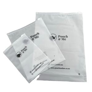 Sacs en polyéthylène de haute qualité avec fermeture éclair et curseur métallique sans nickel pour vêtements de sport - Product Image 1