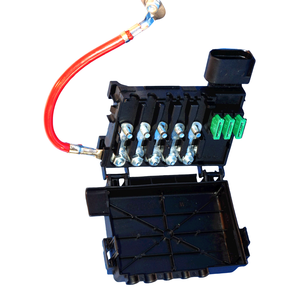 Boîte à fusibles haute tension / Centre de distribution d'énergie compatible avec : Beetle Golf Jetta - Product Image 2